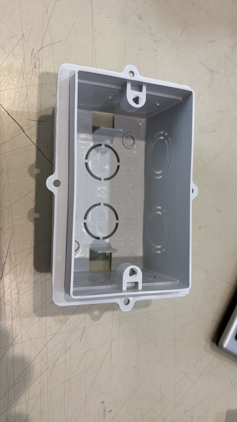 Caja rectangular plastica